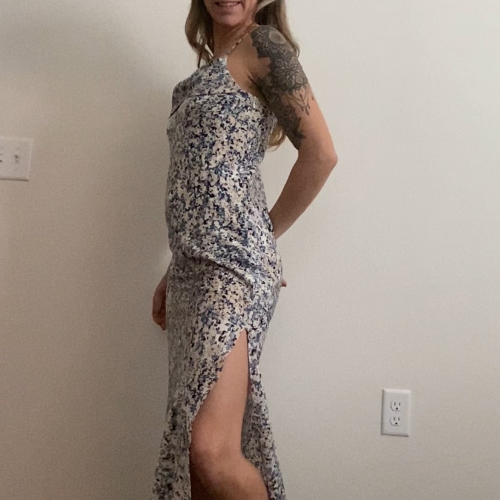 Floral Sleeveless Maxi Dress